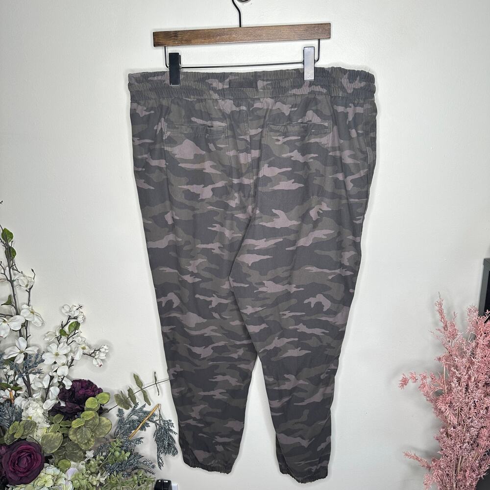 ATHLETA Camo Farallon Joggers Brown Gray Green Sz 20 Plus Size {K1} - Picture 3 of 4